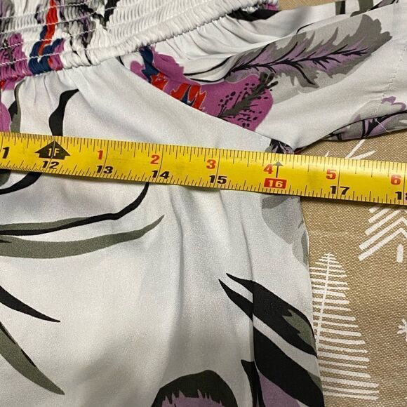 🌺3 for $30🌺Floral Jennifer Lopez 3/4 Sleeve Blouse, size XS. (S101) - Picture 7 of 7